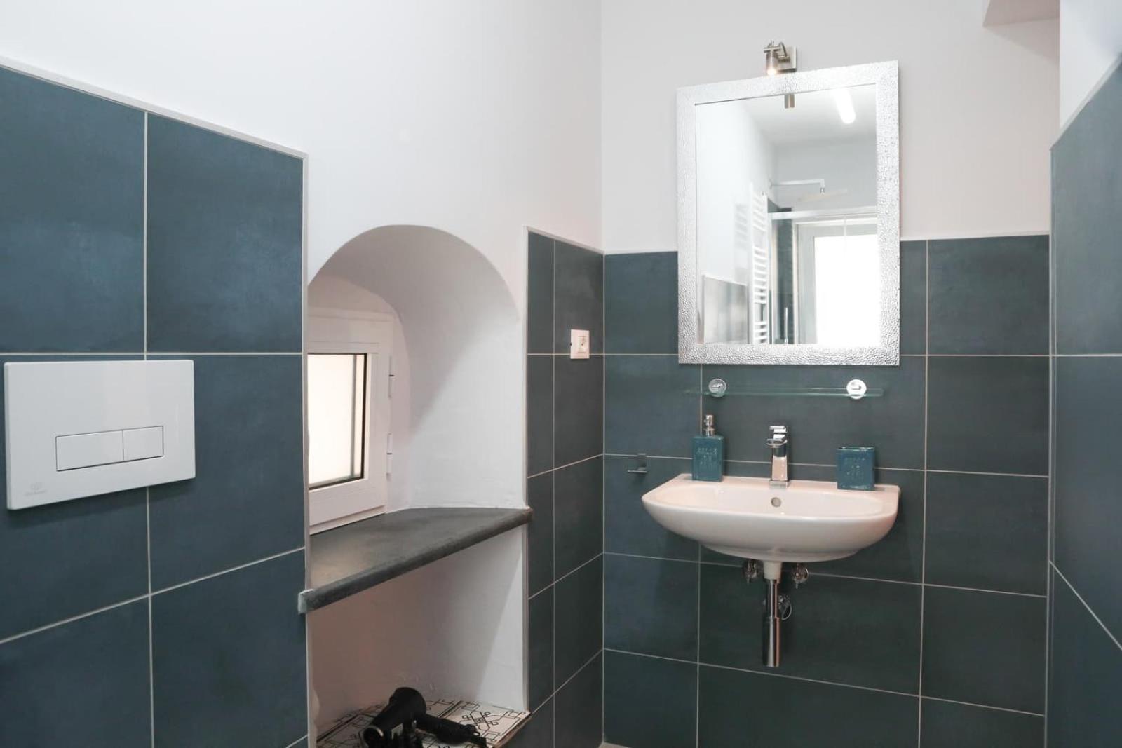 -Casa Trevisone- Hotel Salerno Luaran gambar